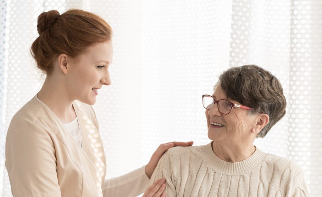 Taking Care of the Elderly in Your Home With a Warm and Welcoming Atmosphere l Cdneldercare